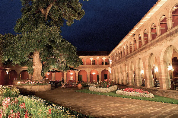 Hotel-Monasterio-Peru