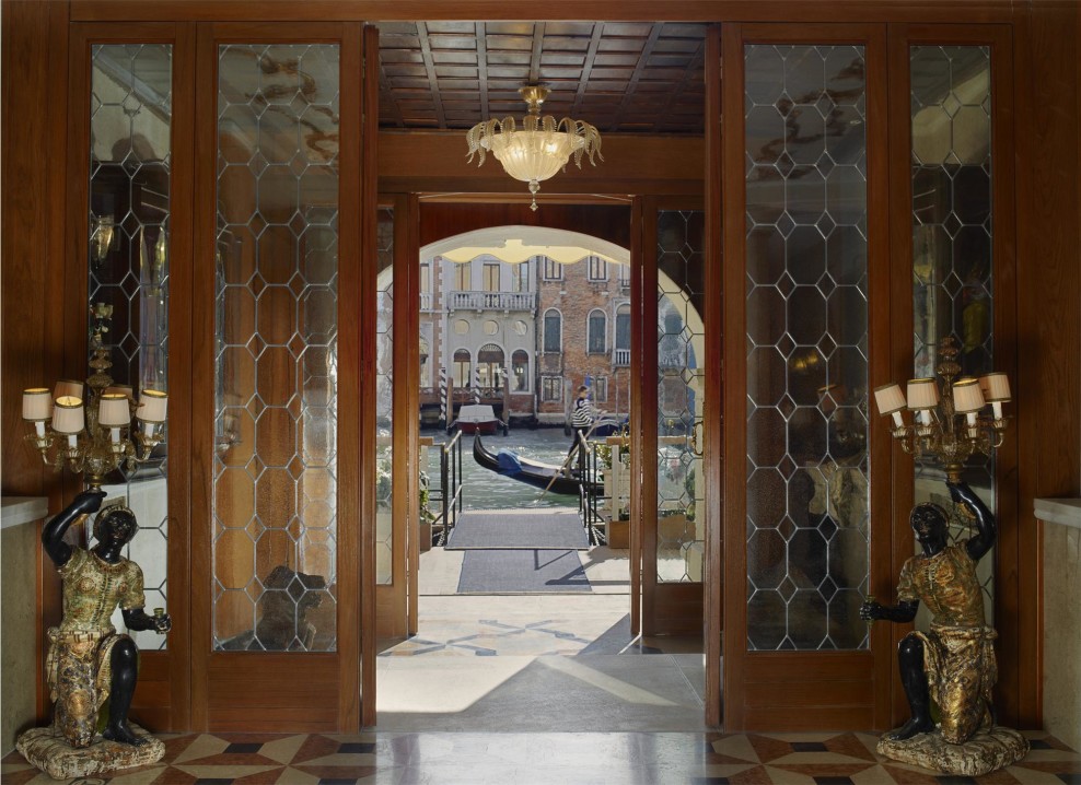 Gritti-Palace-Venice-view-entrance