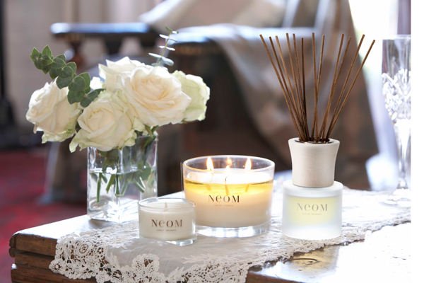 neom-candles