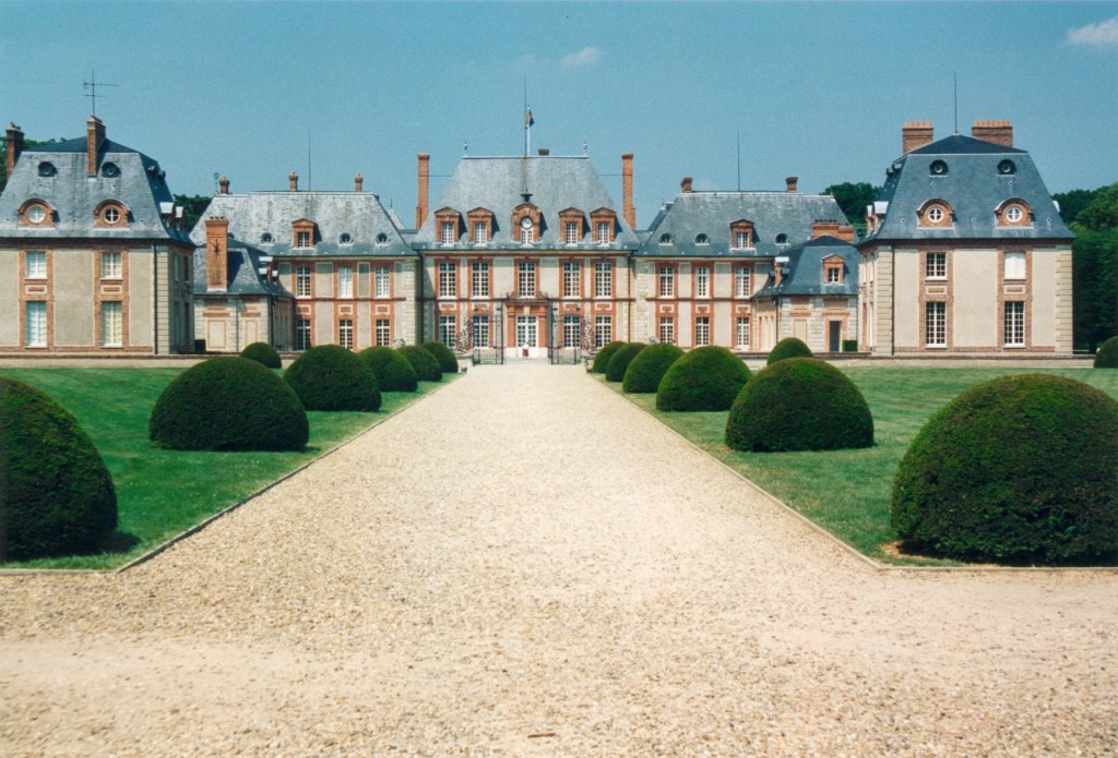Breteuil_chateau_France