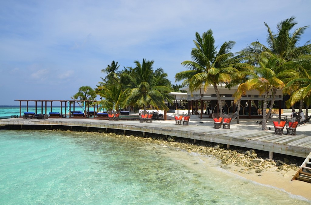 Dhevanafushi-beach-area