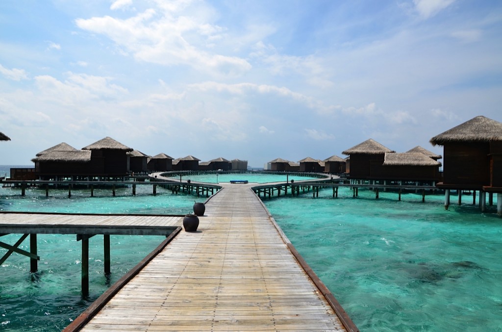 Dhevanafushi-water-villas