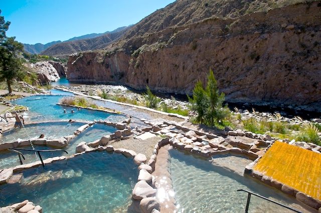 termas-de-cacheuta-mendoza-argentina-hotel