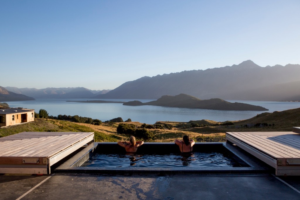 Outdoor hot tub at Aro Ha retreat, New Zealand