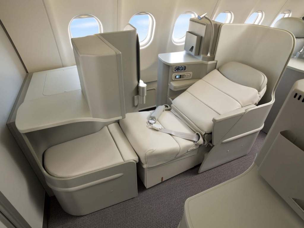 Alitalia_Business_Class_Seat