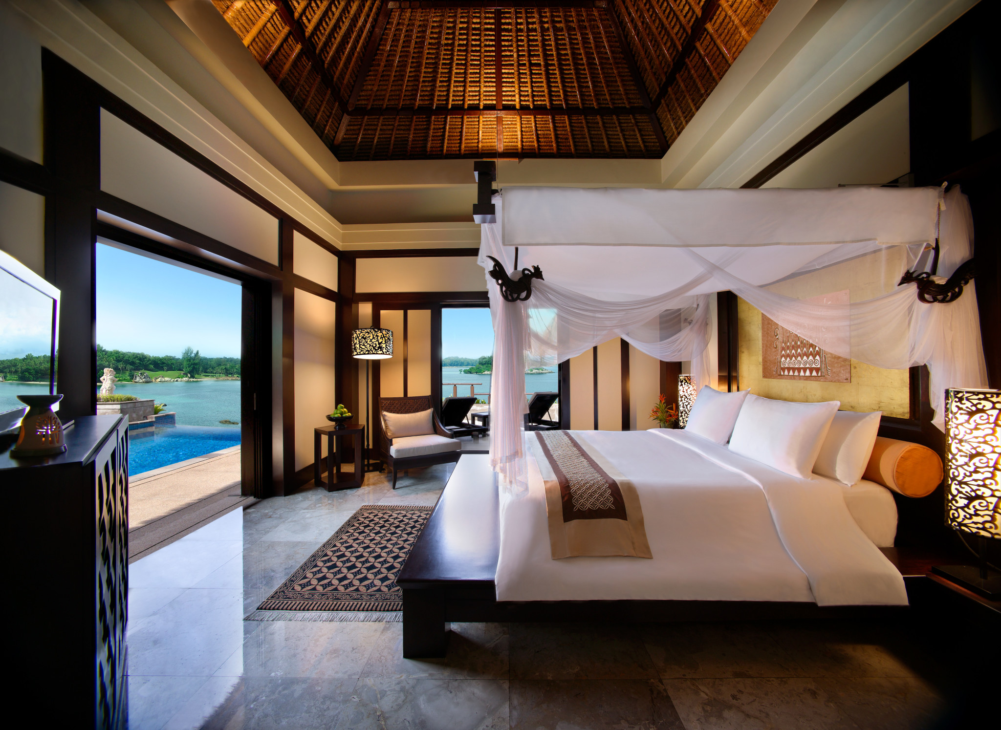 One_Bedroom_Banyan_Pool_Villa_-_Master_Bedroom
