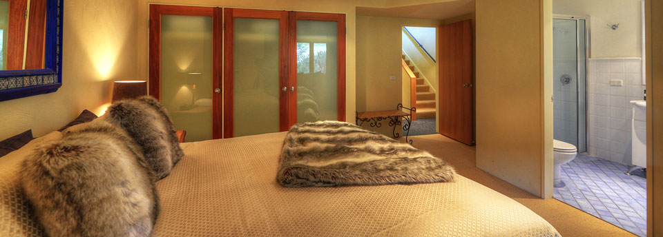 3-Bedroom-Superior-Ski-in-Ski-Out-Chalets-Master-Bedroom2