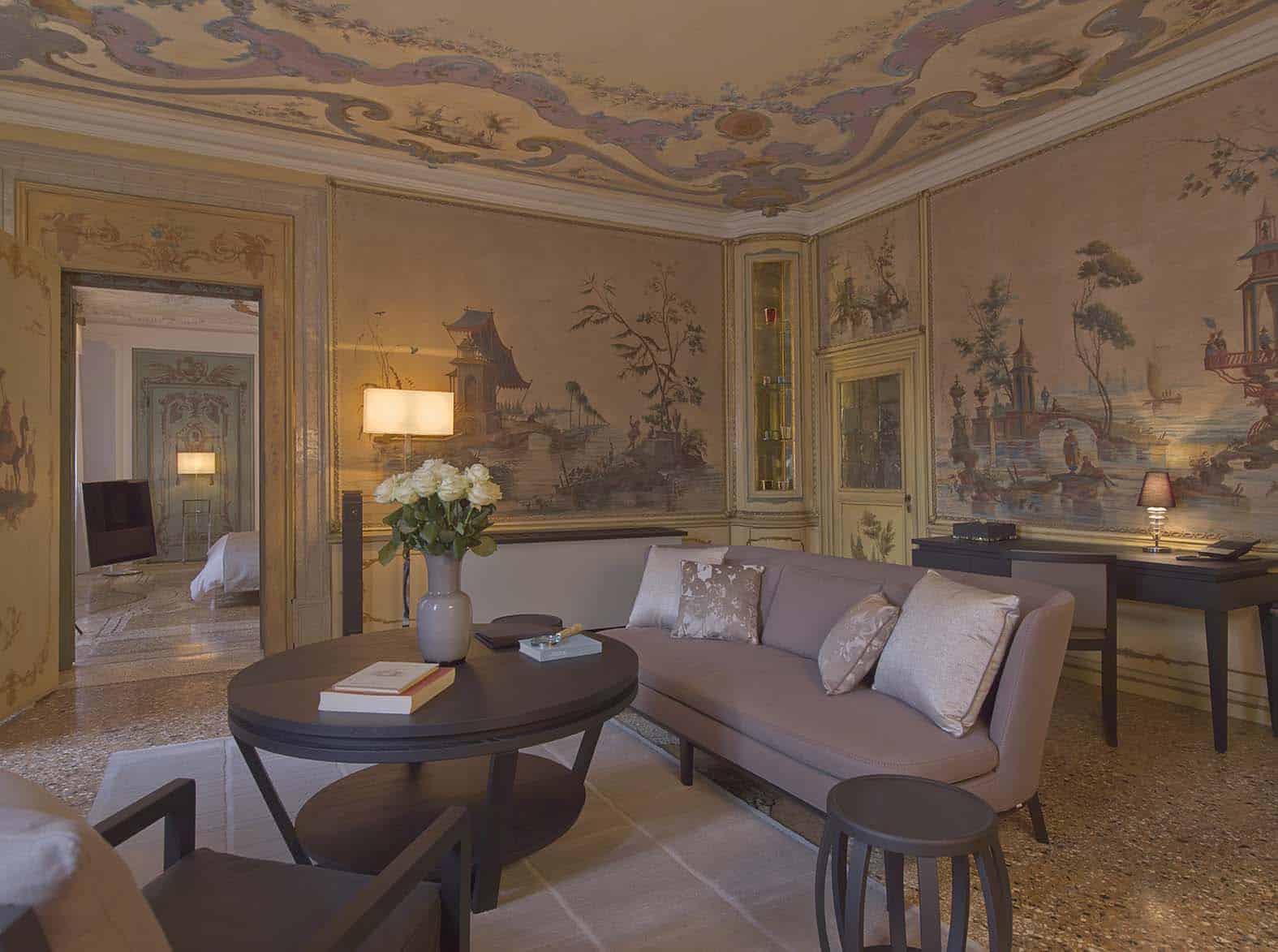Aman Canal Grande Venice - Alcove Tiepolo Living Room